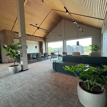 Melfarhus * מידלפרט