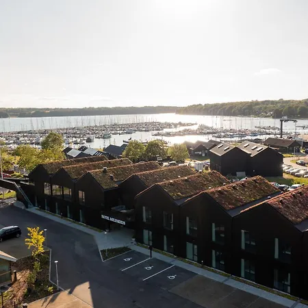호텔 Melfarhus - Your Modern Self-service At The Marina *